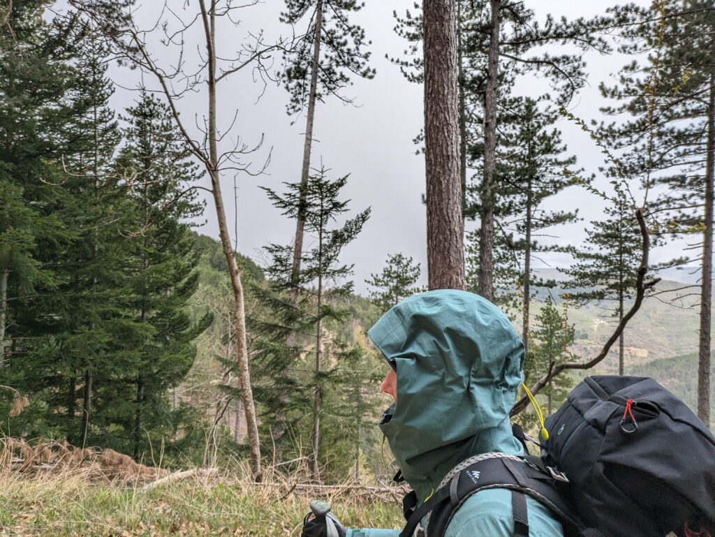Comment choisir sa veste de pluie de randonnée ?