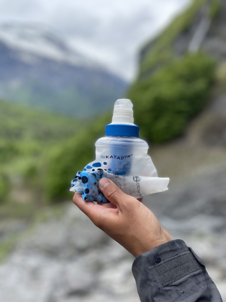 Les meilleurs filtres à eau randonnée & trekking 2024