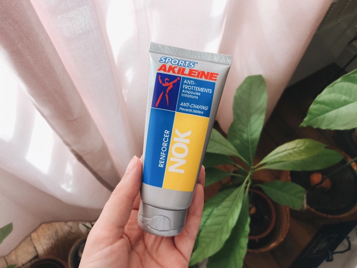 La crème anti frottement : indispensable en randonnée ?
