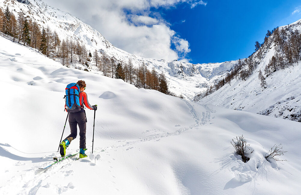 Ski de rando vs ski alpin : quelles différences ?