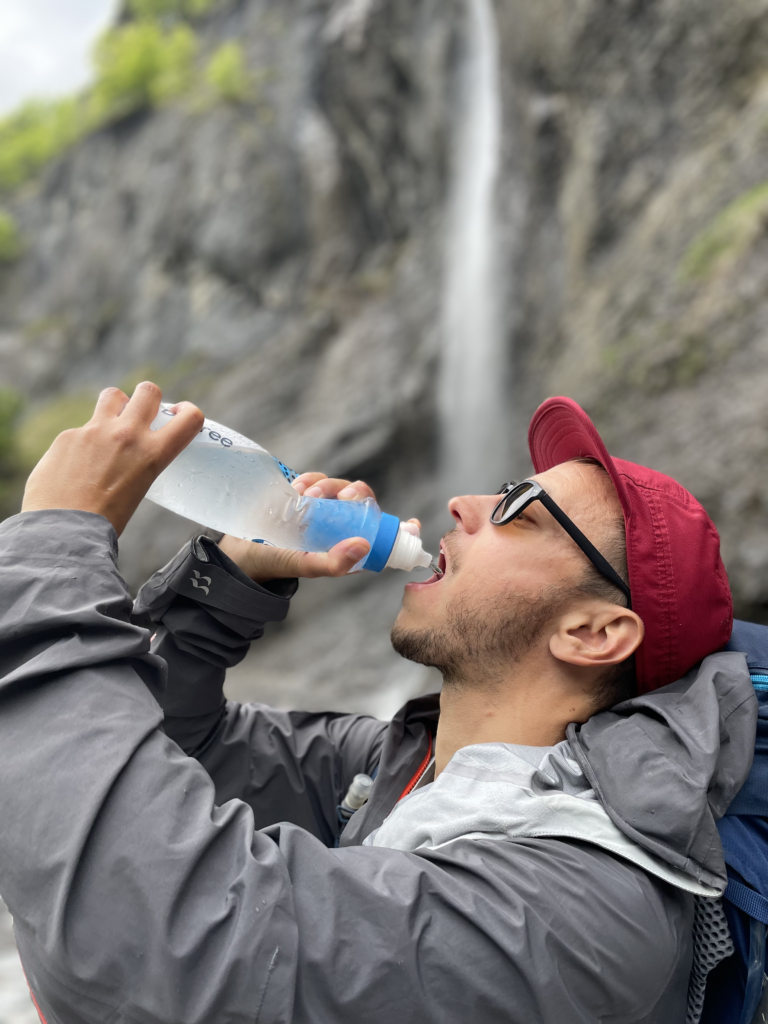 Comment bien s'hydrater en randonnée ?