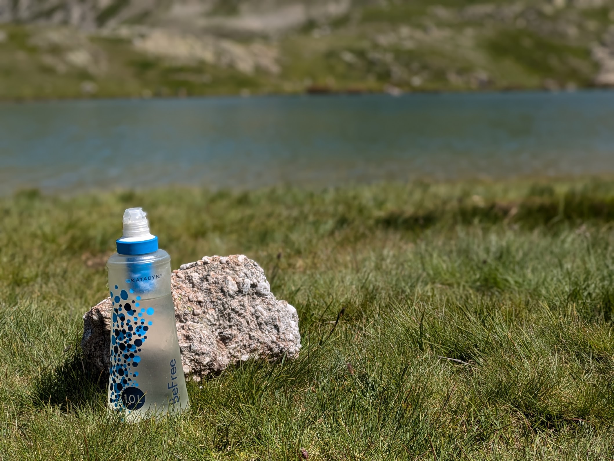 Les meilleurs filtres à eau randonnée & trekking 2025