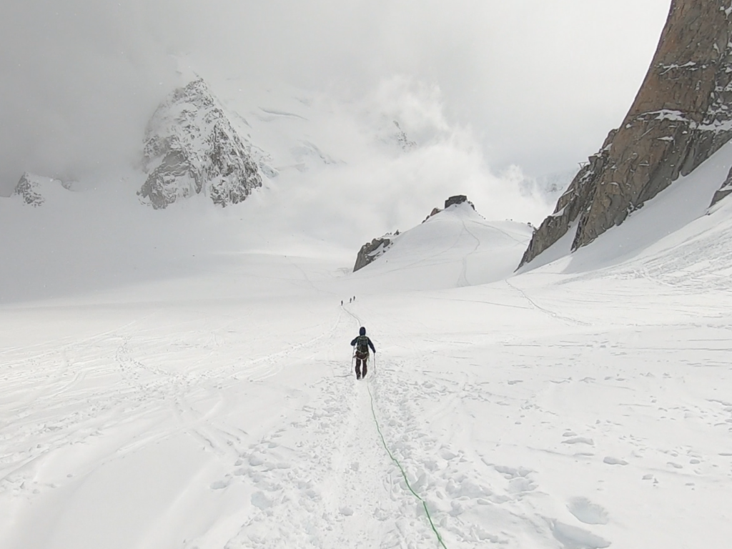 Ascension du Mont Blanc par les Trois Monts à ski de rando