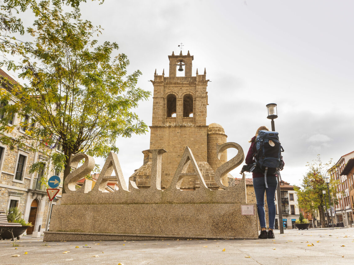 Le chemin de Compostelle en automne dans les Asturies