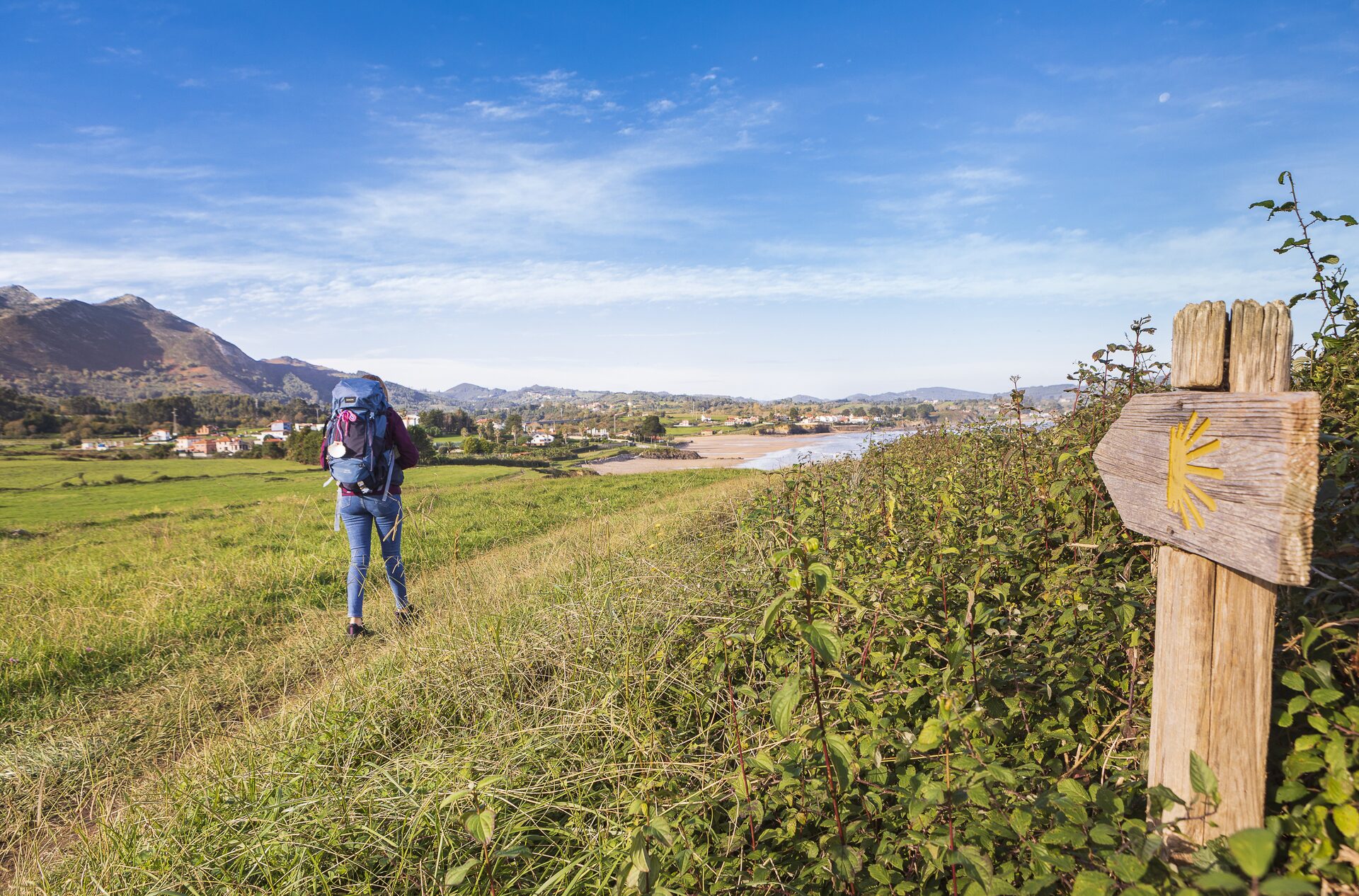 Le chemin de Compostelle en automne dans les Asturies