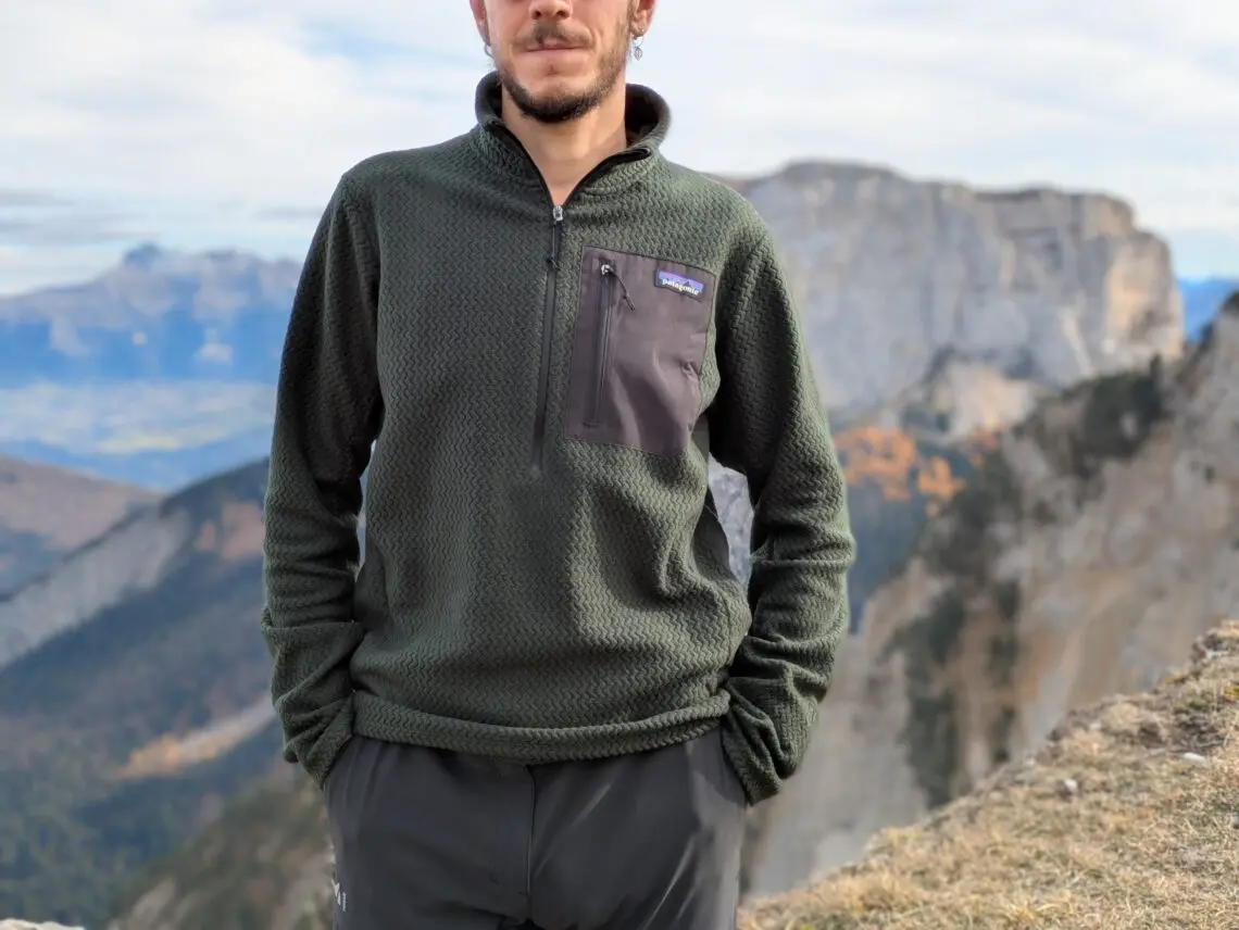 Poids : une polaire ultra légère — Polaire Patagonia R1 Air — Test et avis (2026)