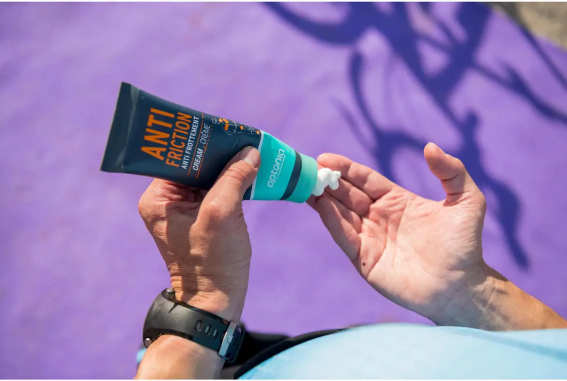 La crème anti frottement : indispensable en randonnée ?